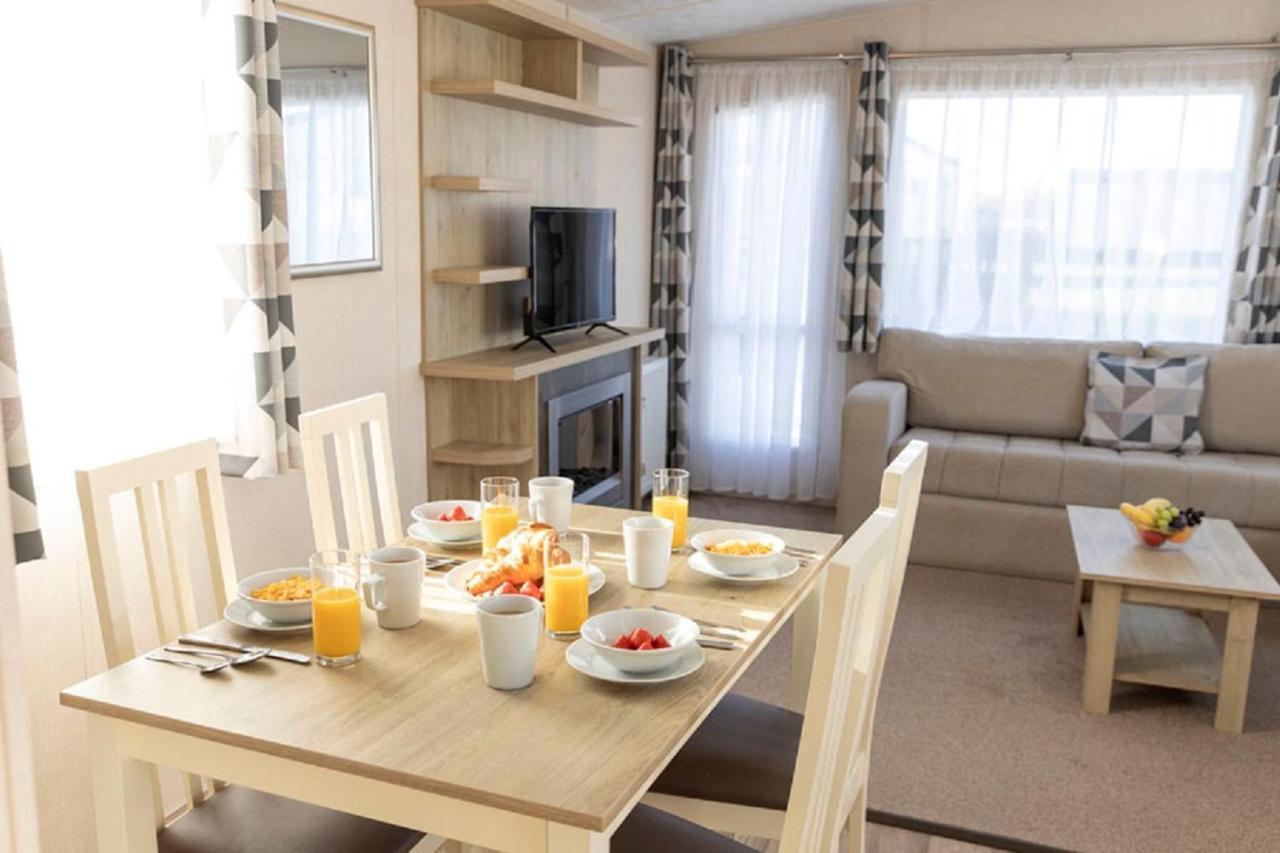 Pentire Coastal Holiday Park Буде Экстерьер фото