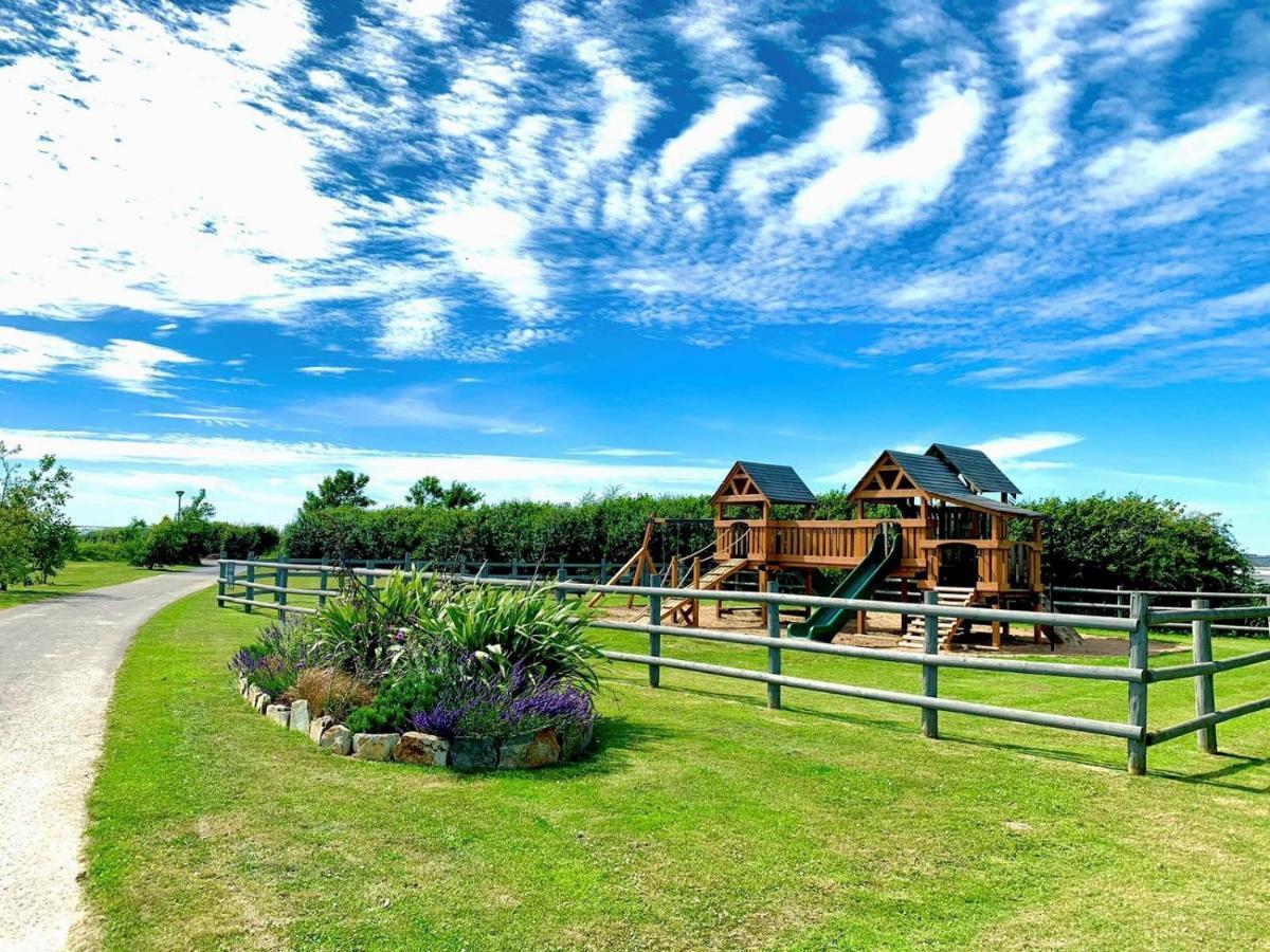 Pentire Coastal Holiday Park Буде Экстерьер фото